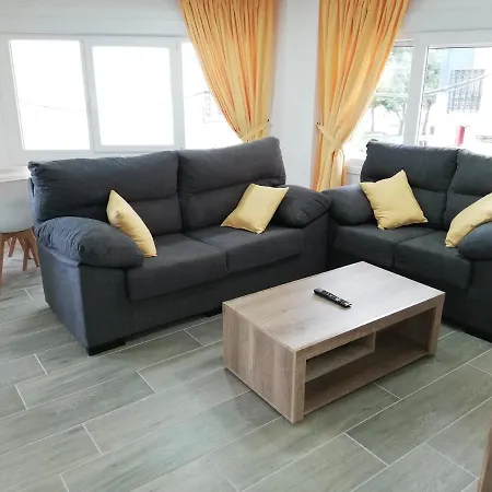 Vacacional 1 Apartment *